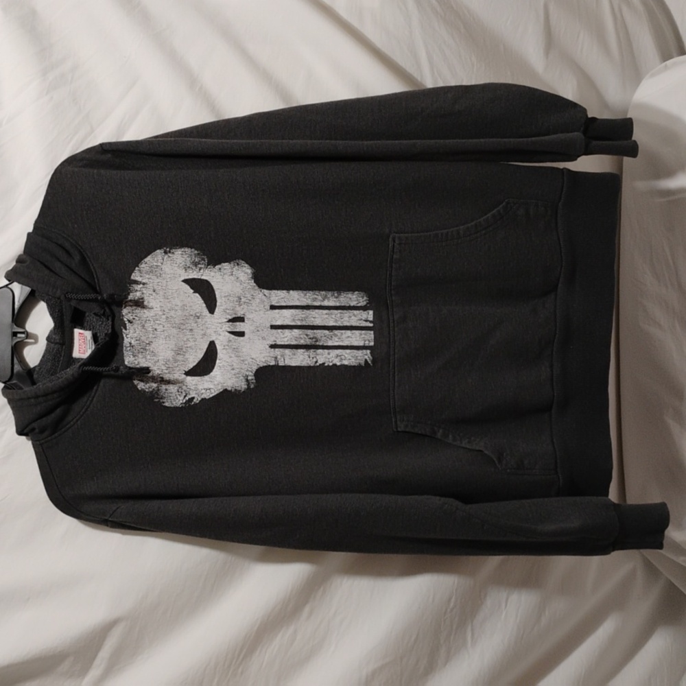 (C-30) SALE! Punisher Marvel Mad Engine Vintage Hoodie Sz.M
